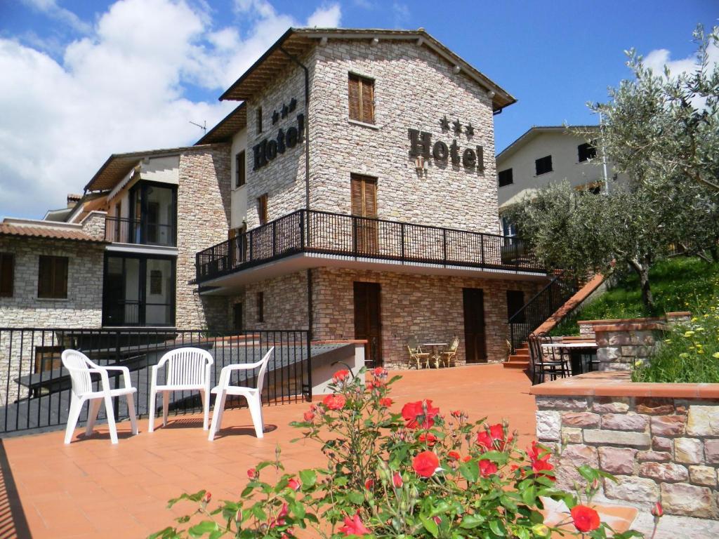 Hotel La Terrazza Restaurant & Spa Assisi Exterior foto